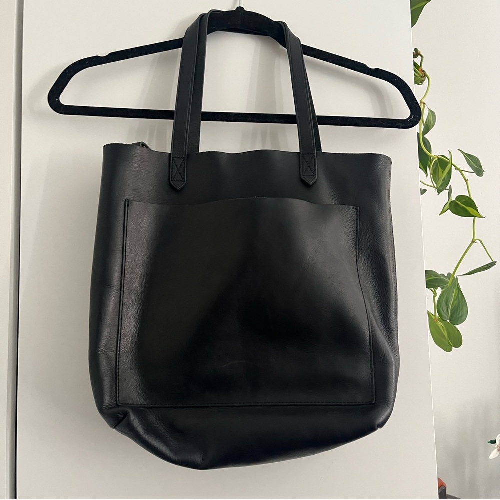 {Madewell} 🔷 medium transport tote